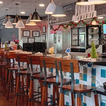 Pink Flamingo - The counter service...there are roomy booths too! - Diners Near Me - High Springs, Florida Pink Flamingo - The counter service...there are roomy booths too! - Diners Near Me - High Springs, Florida