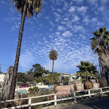 The Coronado - Apartments Near Me - Los Angeles, California
