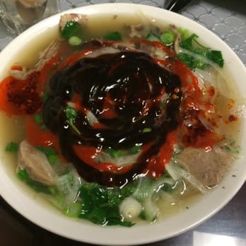 Pho on 44th - pho Dac Biet with a shit ton of sriracha and hoisin - Vietnamese Near Me - Lynnwood, Washington Pho on 44th - pho Dac Biet with a shit ton of sriracha and hoisin - Vietnamese Near Me - Lynnwood, Washington