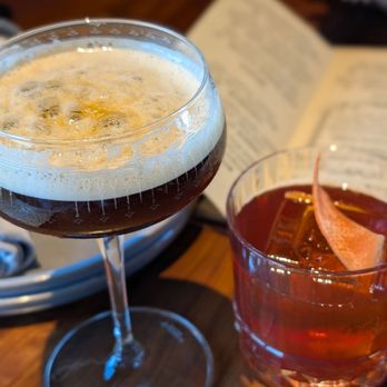 Liquor Pig - Drinks - Cocktail Bars Near Me - Scottsdale, Arizona