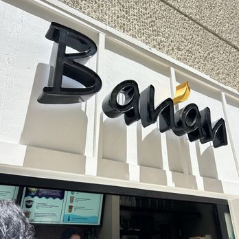 Banán - Waikiki Beach Shack - Vegan Near Me - Honolulu, Hawaii