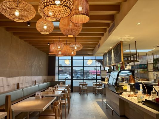 Ali'i Hawaiian Grill by null