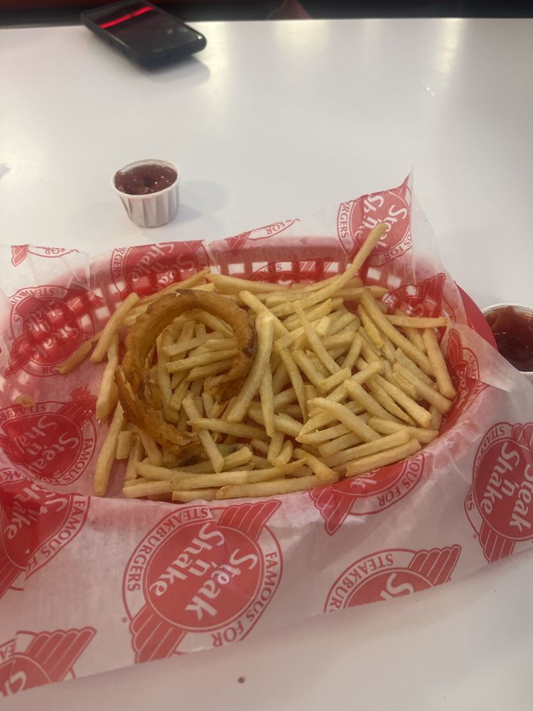 STEAK ’N SHAKE Updated July 2024 27 Photos & 29 Reviews 3615 N