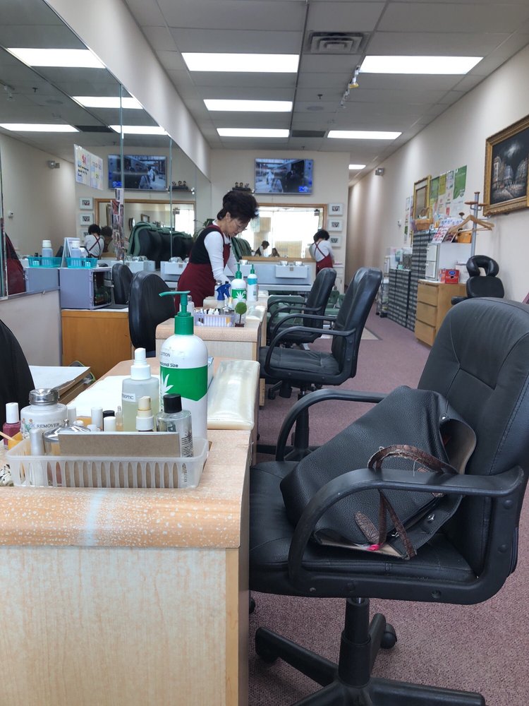 CARMAN J C NAILS Nail Salons 658 Stewart Ave, Garden City, NY