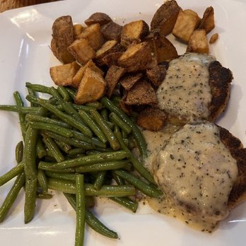 Cate Street Seafood Station - Crab Cake Dinner with French Fries and Sautéed Green Beans - Sushi Bars Near Me - Hammond, Louisiana Cate Street Seafood Station - Crab Cake Dinner with French Fries and Sautéed Green Beans - Sushi Bars Near Me - Hammond, Louisiana