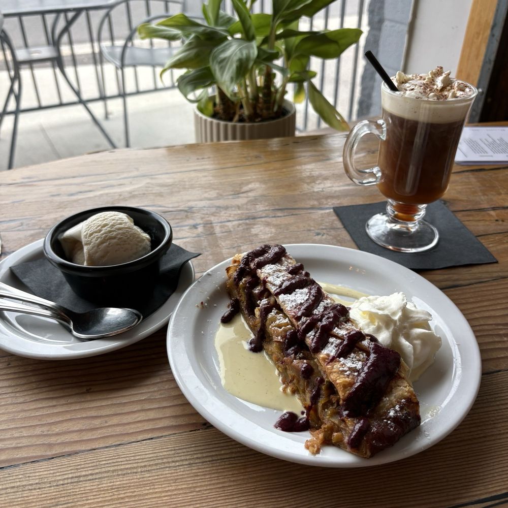 Weller's Bistro - Apfelstrudel (with ice cream) and dessert kaffee - German Near Me - Layton, Utah Weller's Bistro - Apfelstrudel (with ice cream) and dessert kaffee - German Near Me - Layton, Utah
