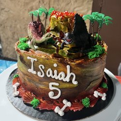 Lucky - My son's fifth birthday cake double 8 inch round. Loved it!!