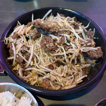 New Village Gastro Pub - beef brisket with bean sprouts - Korean Near Me - Northbrook, Illinois