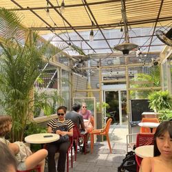 Cafe Alula - Back patio