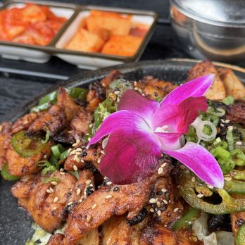 Jeju Kitchen - Spicy Bulgogi Chicken: served on a hot iron plate - pretty darn tasty - Korean Near Me - Carmel-by-the-Sea, California Jeju Kitchen - Spicy Bulgogi Chicken: served on a hot iron plate - pretty darn tasty - Korean Near Me - Carmel-by-the-Sea, California