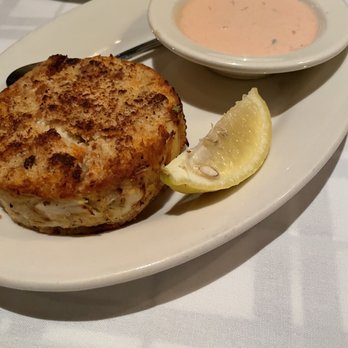 Hugo's Frog Bar and Chop House - Steakhouses Near Me - Des Plaines, Illinois