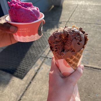 Sugar Ghost Ice Cream and Bubble Tea - Dragonfruit sorbet - Ice Cream & Frozen Yogurt Near Me - Memphis, Tennessee Sugar Ghost Ice Cream and Bubble Tea - Dragonfruit sorbet - Ice Cream & Frozen Yogurt Near Me - Memphis, Tennessee