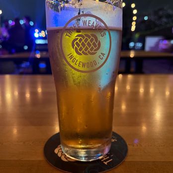 Three Weavers Brewing Co - Expatriate IPA - Breweries Near Me - Inglewood, California
