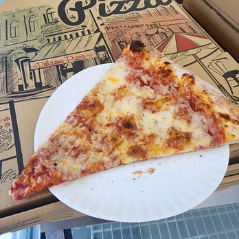 Beach Pizza - Pizza Near Me - Fort Lauderdale, Florida
