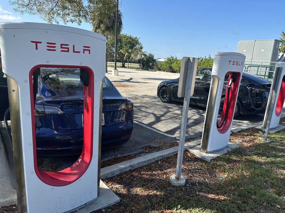 TESLA SUPERCHARGER Updated August 2024 9400 Overseas Hwy, Marathon