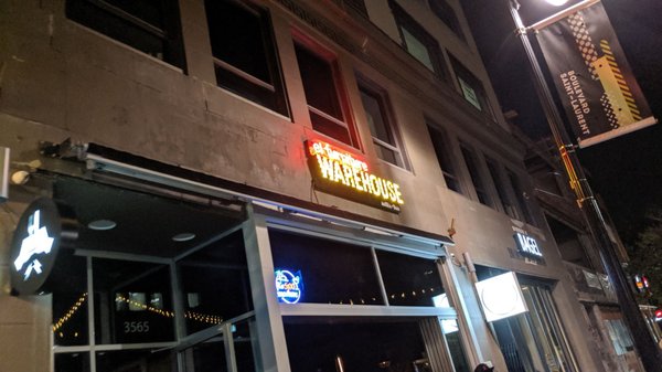 El Furniture Warehouse - Montreal by null