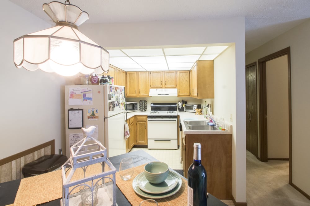 DEVILLE GRANDEUR APARTMENTS Updated October 2024 34 Photos 2100