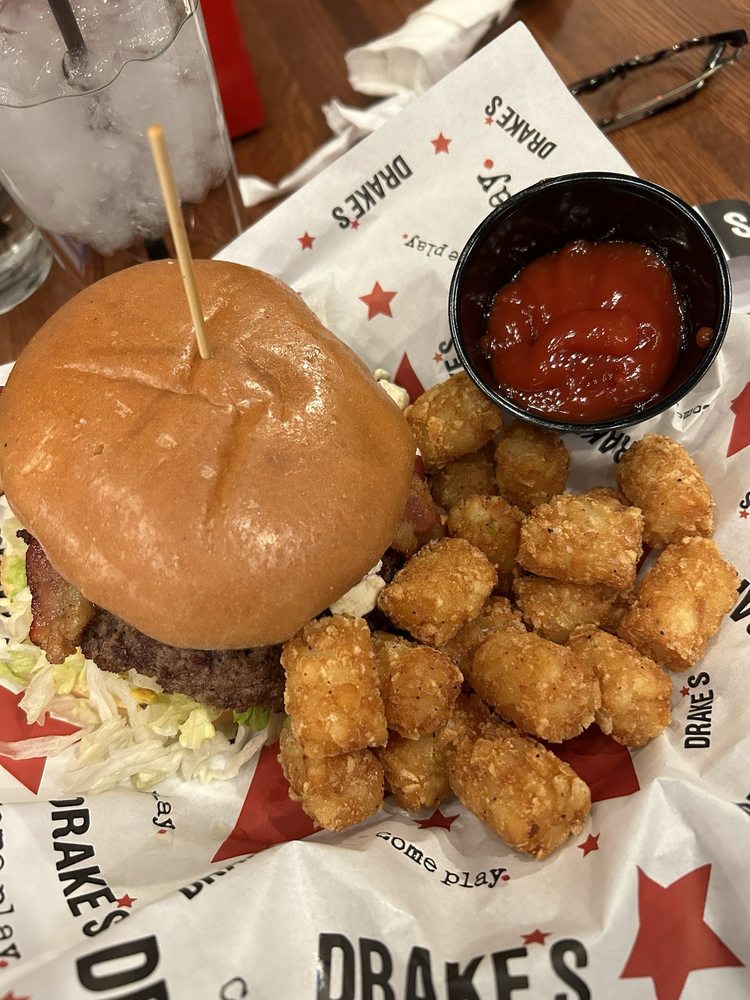 Social spots from Drake's