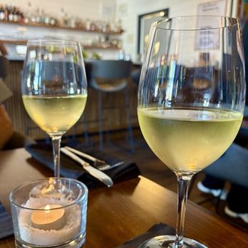 Lewis and Elm - Chilled vino paired with the chill vibe - Wine Bars Near Me - Greensboro, North Carolina