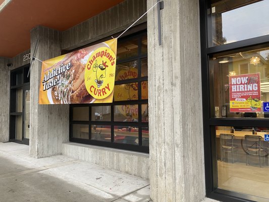 Champion's CURRY by null