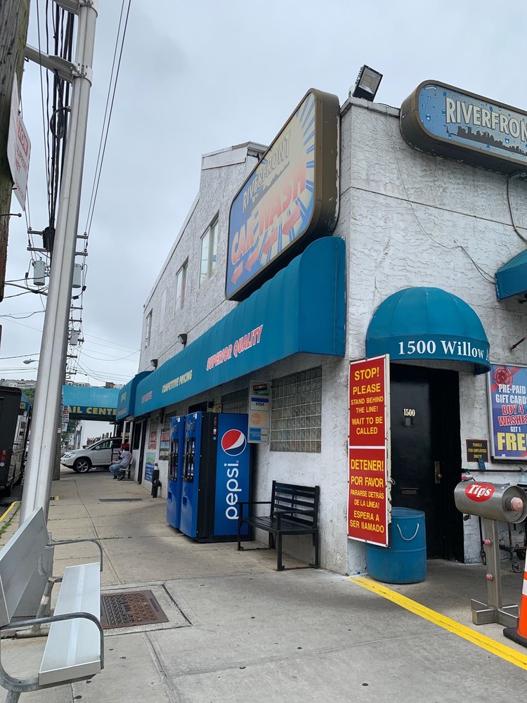 RIVERFRONT CAR WASH Updated May 2024 25 Photos & 60 Reviews 1500