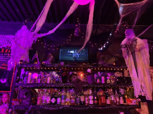 Blitzen’s on Bagley by null