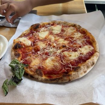 True Food Kitchen - Margherita Pizza, VEG (don't worry there are greens on the pizza but my sister removed them before I took the picture) - New American Near Me - Phoenix, Arizona