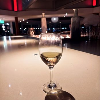 Red Marlin San Diego - Kendall Jackson Chardonnay - Seafood Near Me - San Diego, California Red Marlin San Diego - Kendall Jackson Chardonnay - Seafood Near Me - San Diego, California