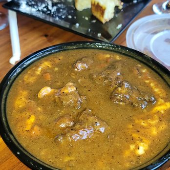 Y’S Choice - Oxtails & grits - Soul Food Near Me - Oakland, California Y’S Choice - Oxtails & grits - Soul Food Near Me - Oakland, California