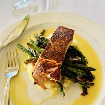 Pacifica Del Mar - Sweet Salmon on mashed potatoes and green beans. - New American Near Me - Del Mar, California Pacifica Del Mar - Sweet Salmon on mashed potatoes and green beans. - New American Near Me - Del Mar, California