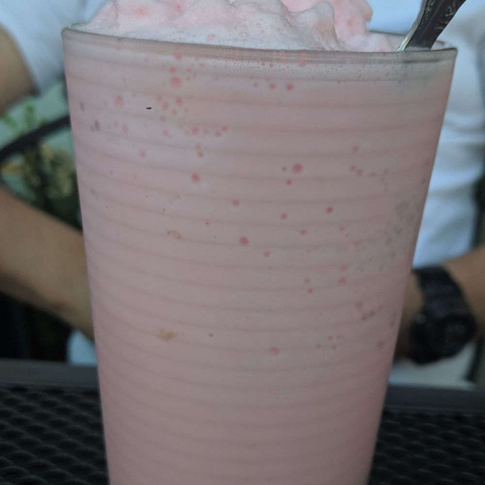 Cafe Paris - Strawberry milkshake - Creperies Near Me - Metuchen, New Jersey