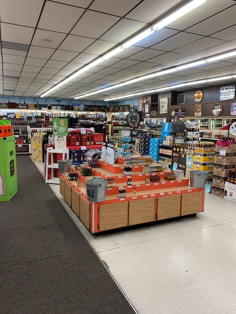 BEN’S FINE WINE & SPIRITS Updated October 2024 33 Reviews 901 W