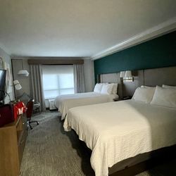 Holiday Inn Macon North - 2 Queen Beds