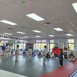 JUN LEE Taekwondo