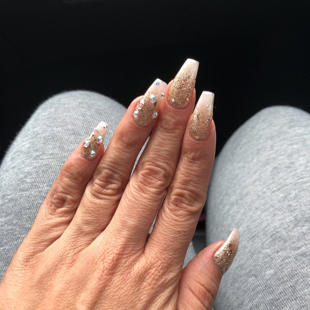 The Nail Lounge - Love my nails! Done by Long, he is fantastic! Heidi and Ángela are also amazing. - Nail Salons Near Me - Miramar, Florida The Nail Lounge - Love my nails! Done by Long, he is fantastic! Heidi and Ángela are also amazing. - Nail Salons Near Me - Miramar, Florida
