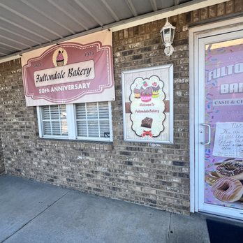 Fultondale Bakery - the entrance to the bakery - Bakeries Near Me - Fultondale, Alabama Fultondale Bakery - the entrance to the bakery - Bakeries Near Me - Fultondale, Alabama