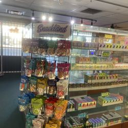 Vapes,Bongs,Snacks,Sodas and all types of smoking accessories
