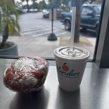 Blenders In The Grass - Chai  and strawberry creme muffin. - Juice Bars & Smoothies Near Me - Oxnard, California