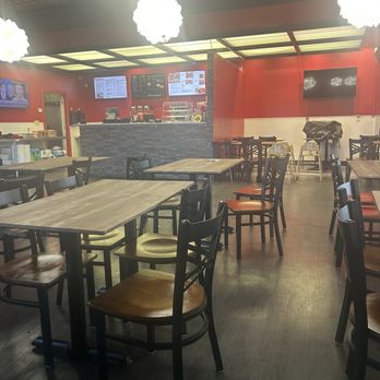 Carbrys BBQ & Soul Food - Inside establishment - Soul Food Near Me - North Randall, Ohio