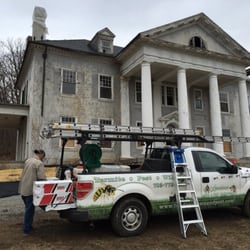 Loudoun Lawn & Pest Management - Working at the old Selma Plantation in Leesburg