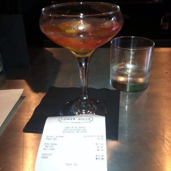 Lower Mills Tavern - Ripoff cosmo - Cocktail Bars Near Me - Boston, Massachusetts Lower Mills Tavern - Ripoff cosmo - Cocktail Bars Near Me - Boston, Massachusetts