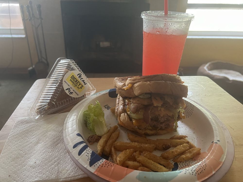 BIG DEAL BURGER Updated March 2024 10341 W Colonial Dr, Ocoee