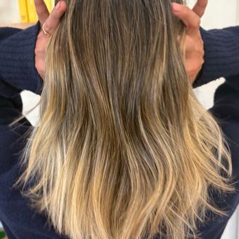 Roil Salon - Hair Salons Near Me - Beverly Hills, California