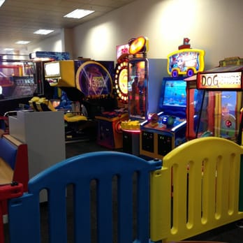 Chuck E. Cheese - Arcade - Pizza Near Me - Montgomery, Alabama