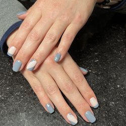Pearl Nail Salon - Gel manicure