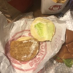 Wendy's - Not even a Crispy Chicken BLT!! What is this??