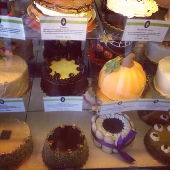 Freeport Bakery - Bakeries Near Me - Sacramento, California