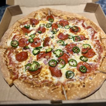 Gordon Ramsay Food Market - Pepperoni and jalapeño pizza - Food Court Near Me - Cherokee, North Carolina Gordon Ramsay Food Market - Pepperoni and jalapeño pizza - Food Court Near Me - Cherokee, North Carolina