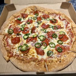 Gordon Ramsay Food Market - Pepperoni and jalapeño pizza