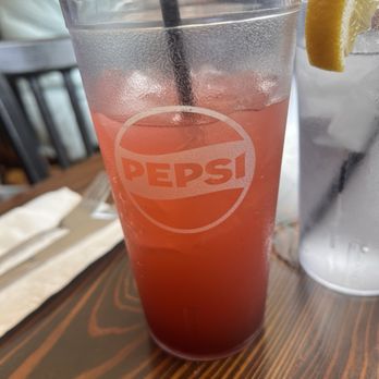 Angry Garlic - Blackberry lemonade - Cocktail Bars Near Me - Baldwinsville, New York